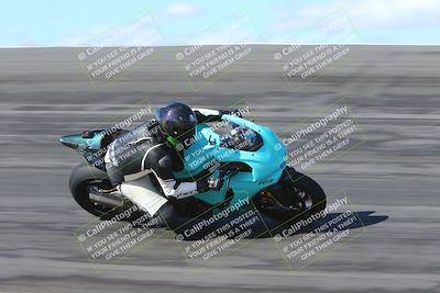 media/Feb-04-2024-SoCal Trackdays (Sun) [[91d6515b1d]]/1-Bowl (950am)/